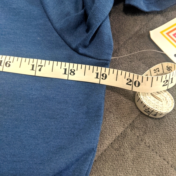 LuLaRoe Nicole Dress - Picture 6 of 7